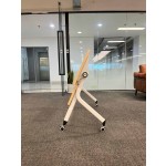 Meja pelatihan  training table